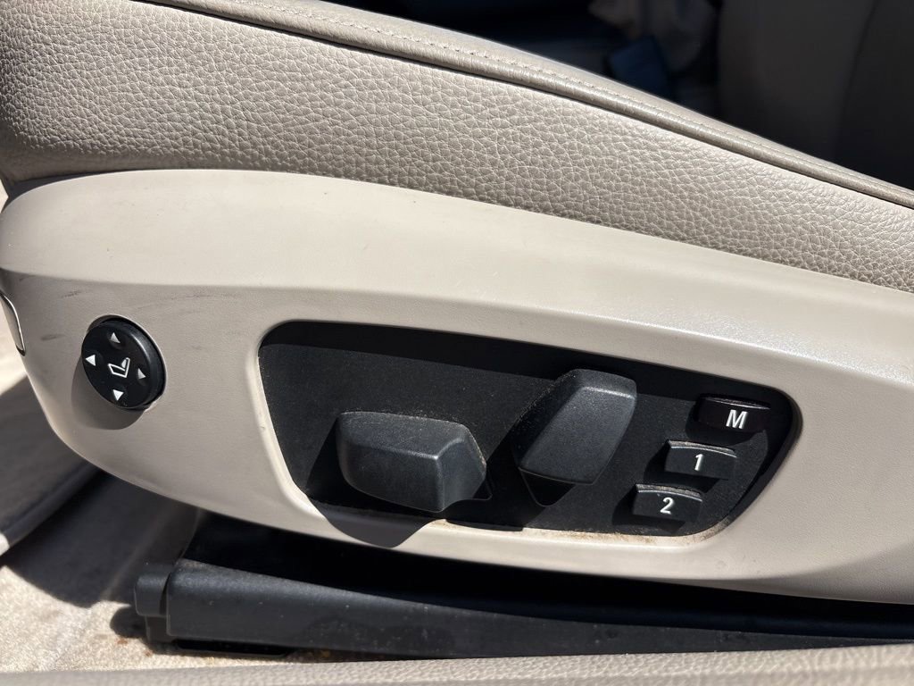 Used 2012 BMW 128i Convertible image 15