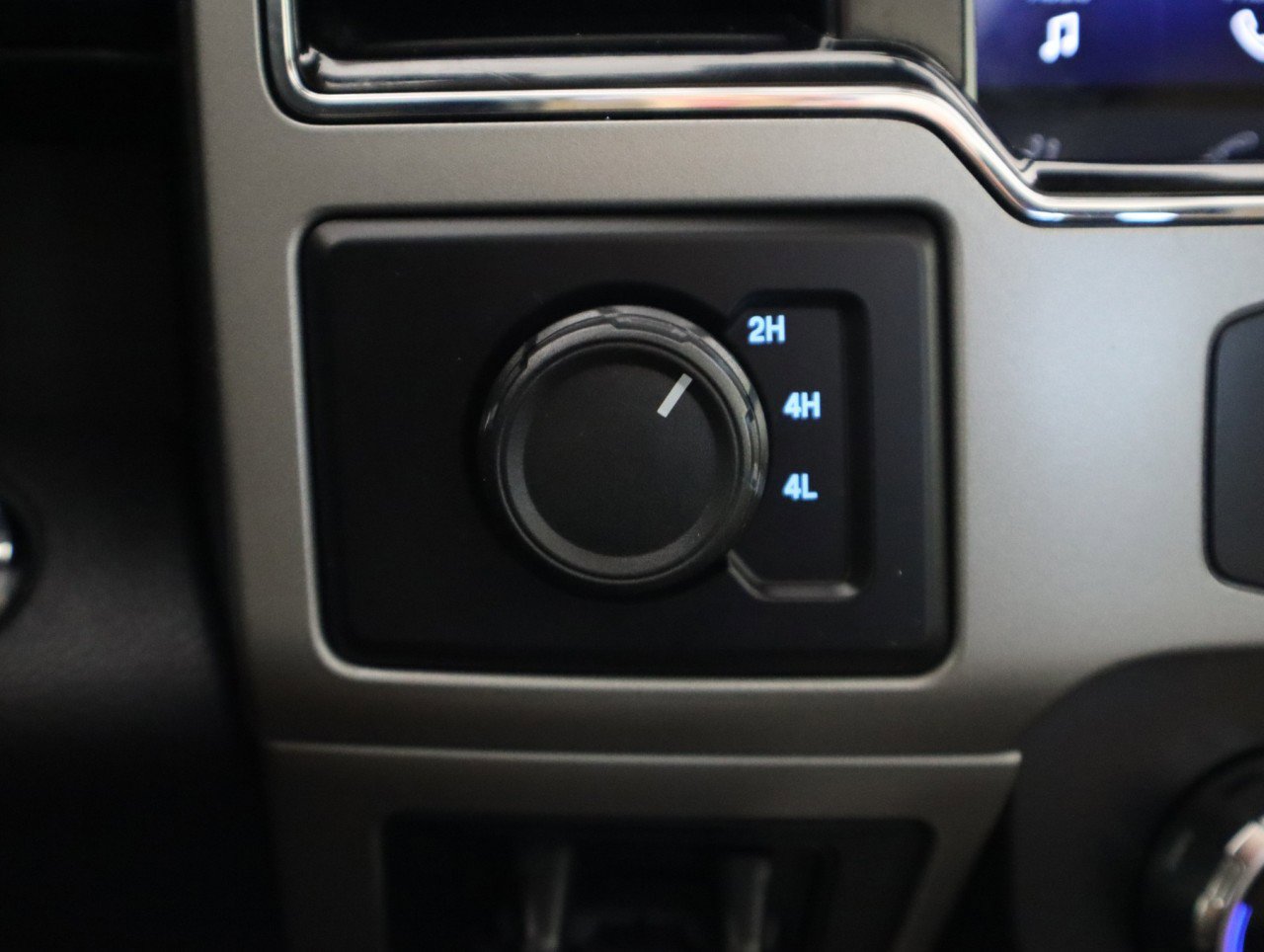 Used 2022 Ford F450 Lariat w/ Lariat Ultimate Package image 23