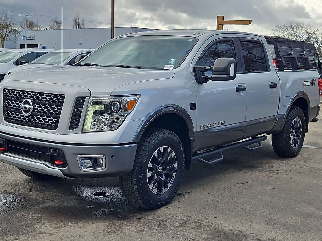Used 2018 Nissan Titan PRO-4X w/ Pro-4x Convenience Package image 3