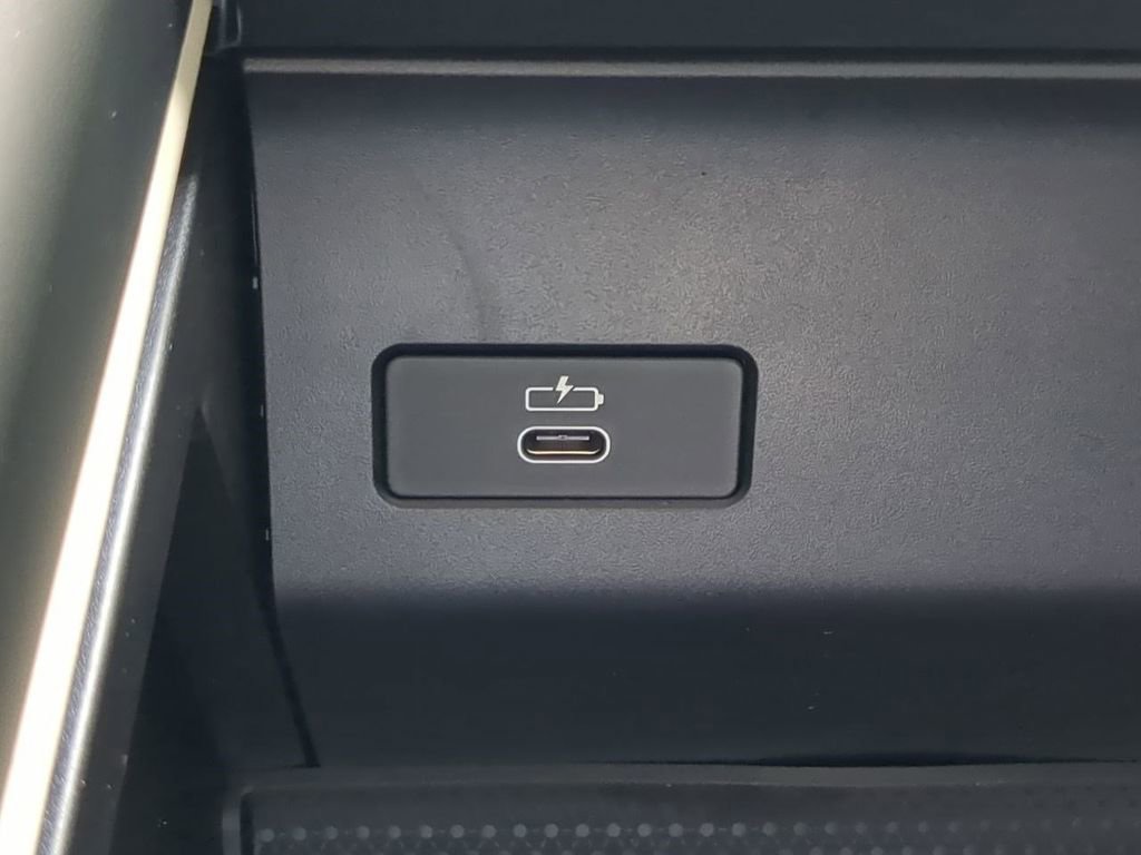 New 2026 BMW X5 M60i image 23