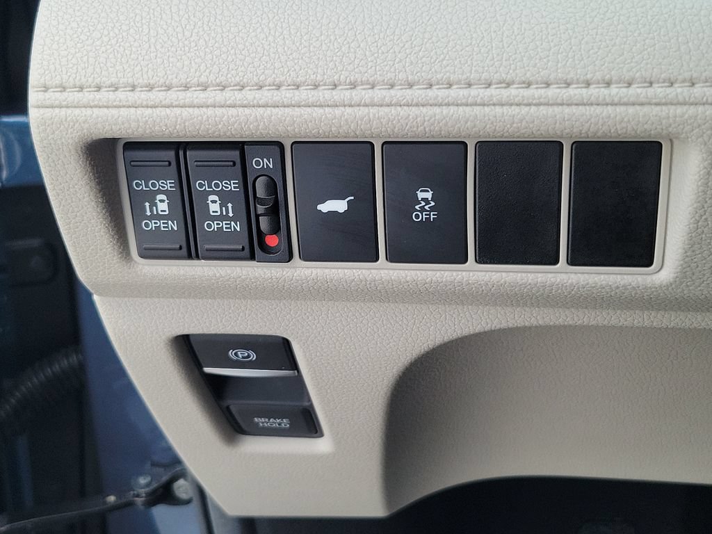 Used 2025 Honda Odyssey EX-L image 21