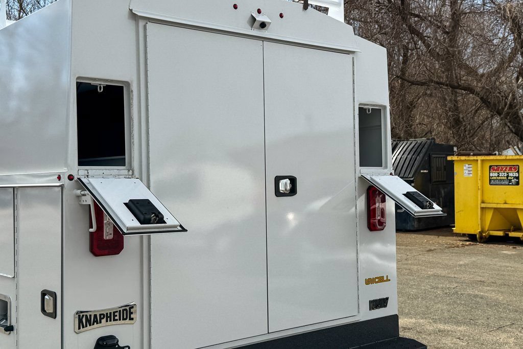 New 2025 Ford E-350 and Econoline 350 Super Duty w/ Power Equipment Group RWD image 19