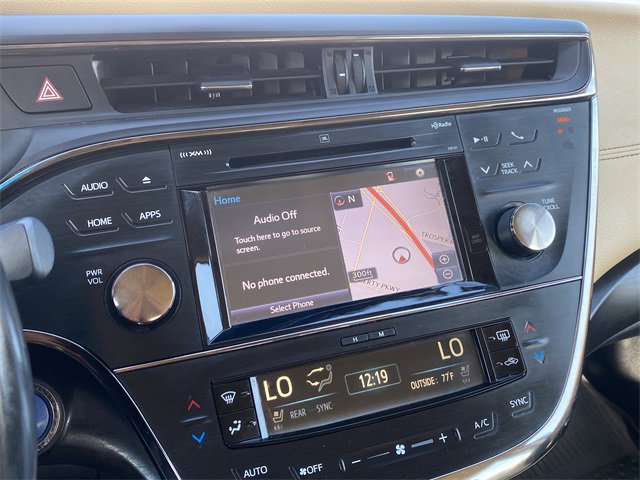 Used 2017 Toyota Avalon Limited image 26