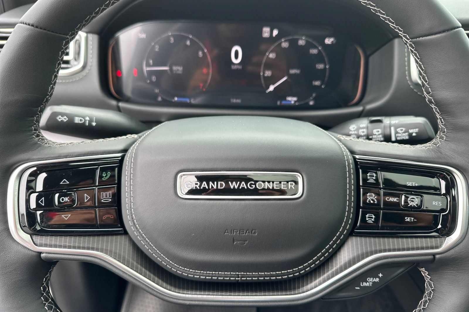 New 2026 Jeep Grand Wagoneer L Summit AWD/4WD image 23