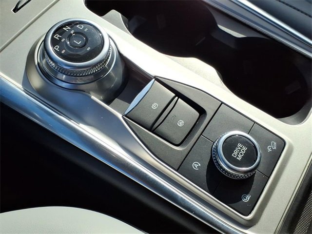 Used 2021 Ford Explorer XLT w/ Equipment Group 202A image 18