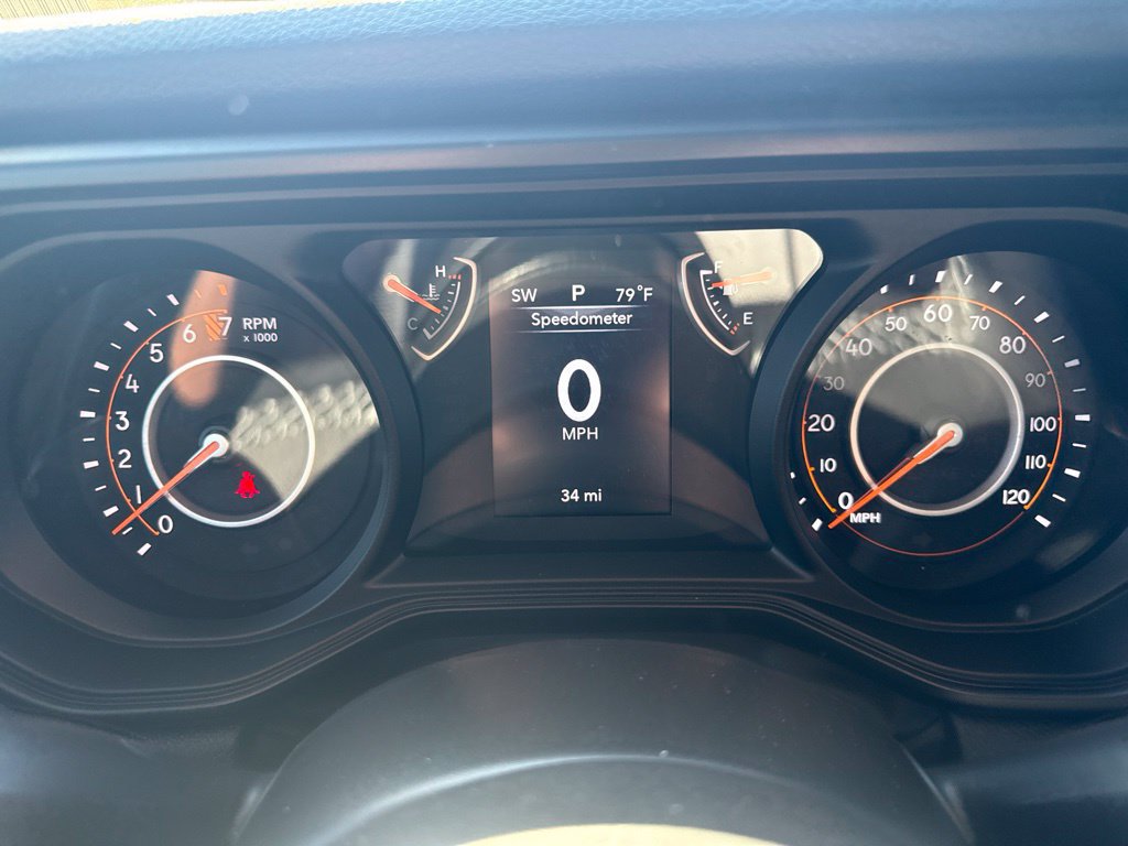 New 2026 Jeep Gladiator Sport w/ Dual Top Group AWD/4WD image 19