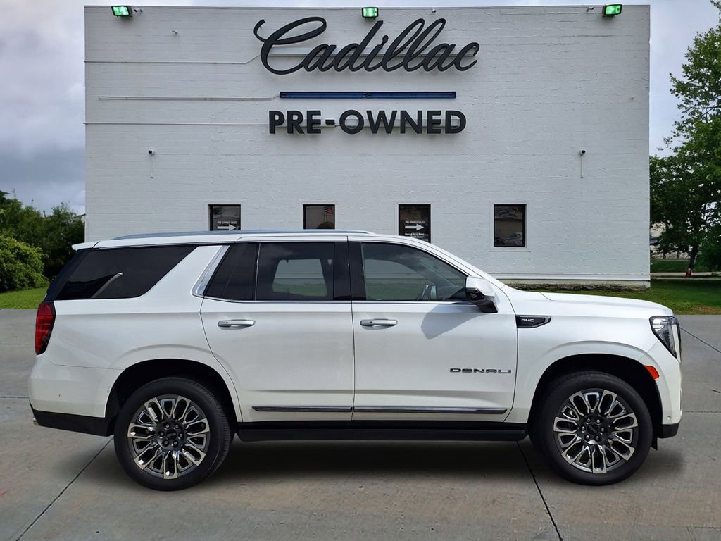 Used 2023 GMC Yukon Denali Ultimate w/ LPO, Floor Liner Package image 2