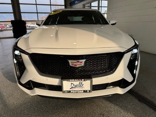 Used 2025 Cadillac CT5 Sport w/ Technology Package image 2