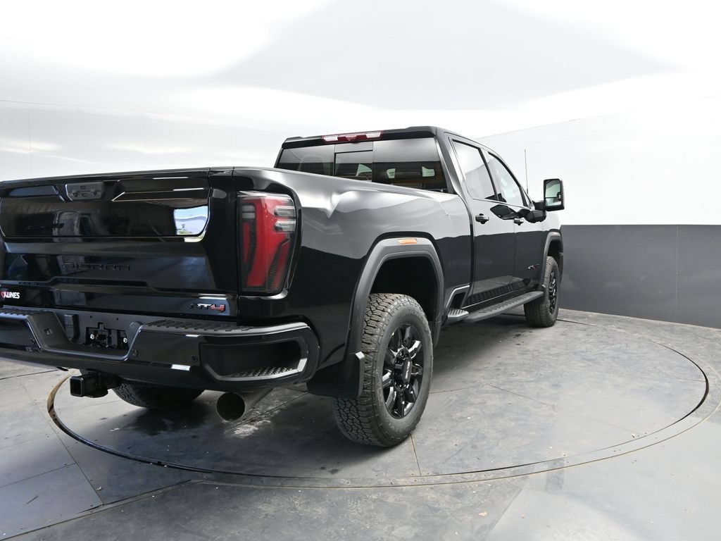 New 2026 GMC Sierra 2500 AT4 w/ AT4 Premium Plus Package AWD/4WD image 8