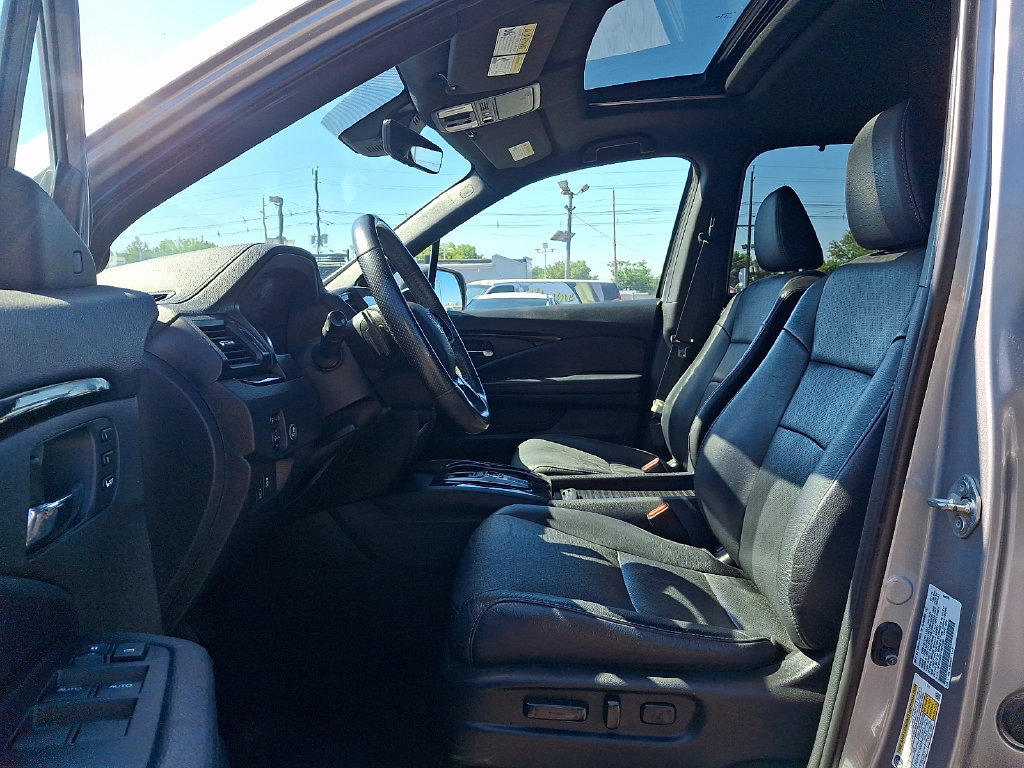 Used 2020 Honda Passport Touring image 16