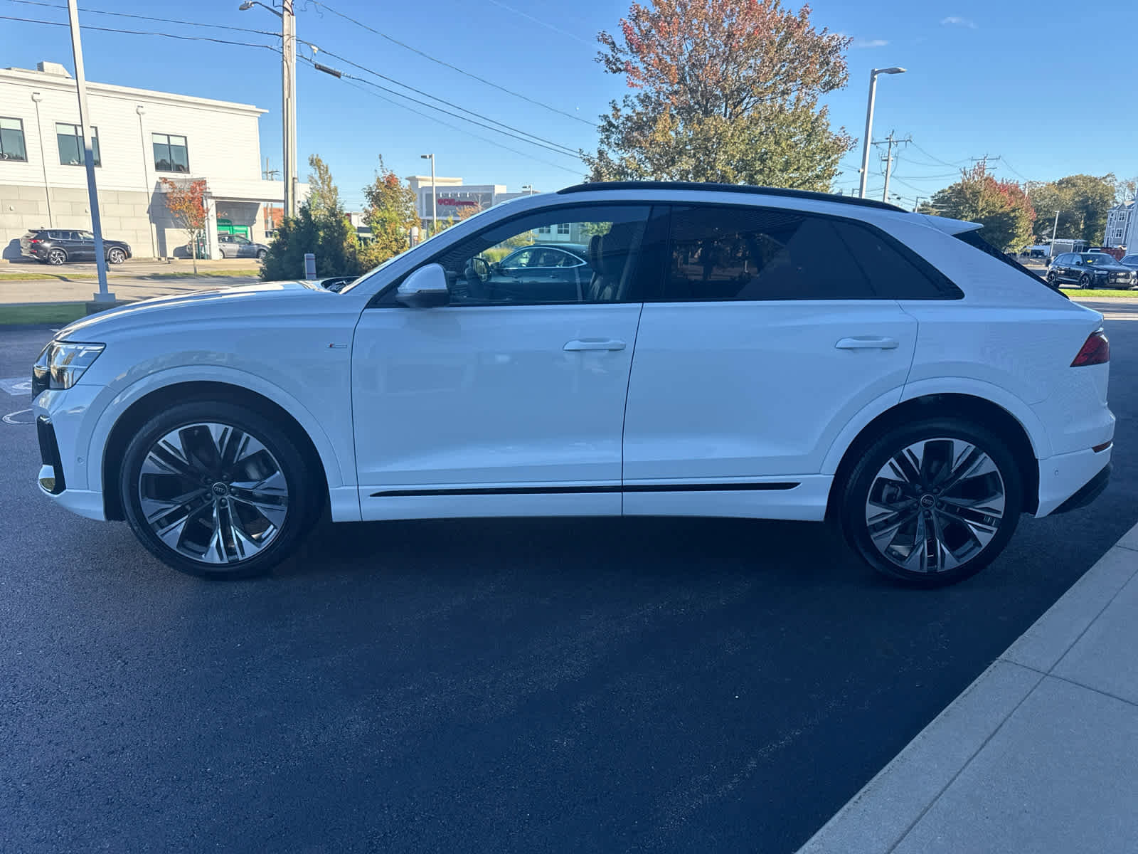 New 2026 Audi Q8 Premium Plus image 5