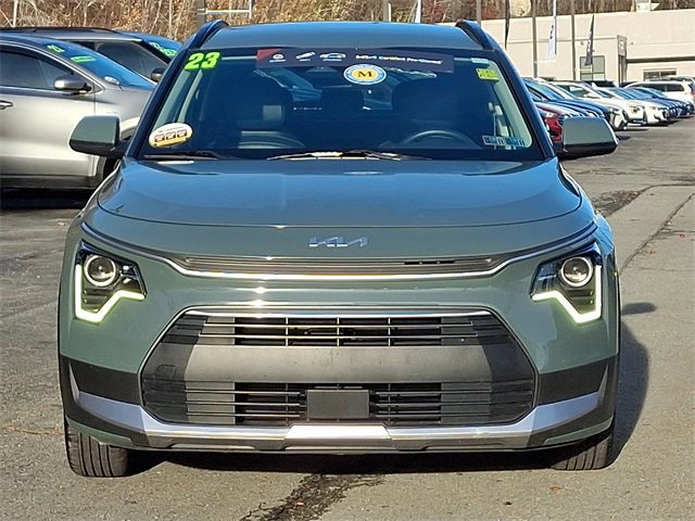 Certified 2023 Kia Niro EX image 2