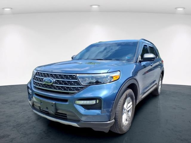 Used 2020 Ford Explorer XLT w/ Equipment Group 202A AWD/4WD image 2