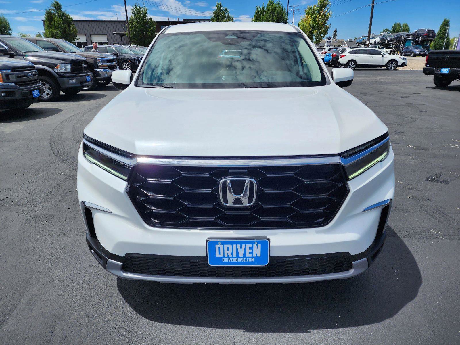 Used 2023 Honda Pilot EX-L image 2