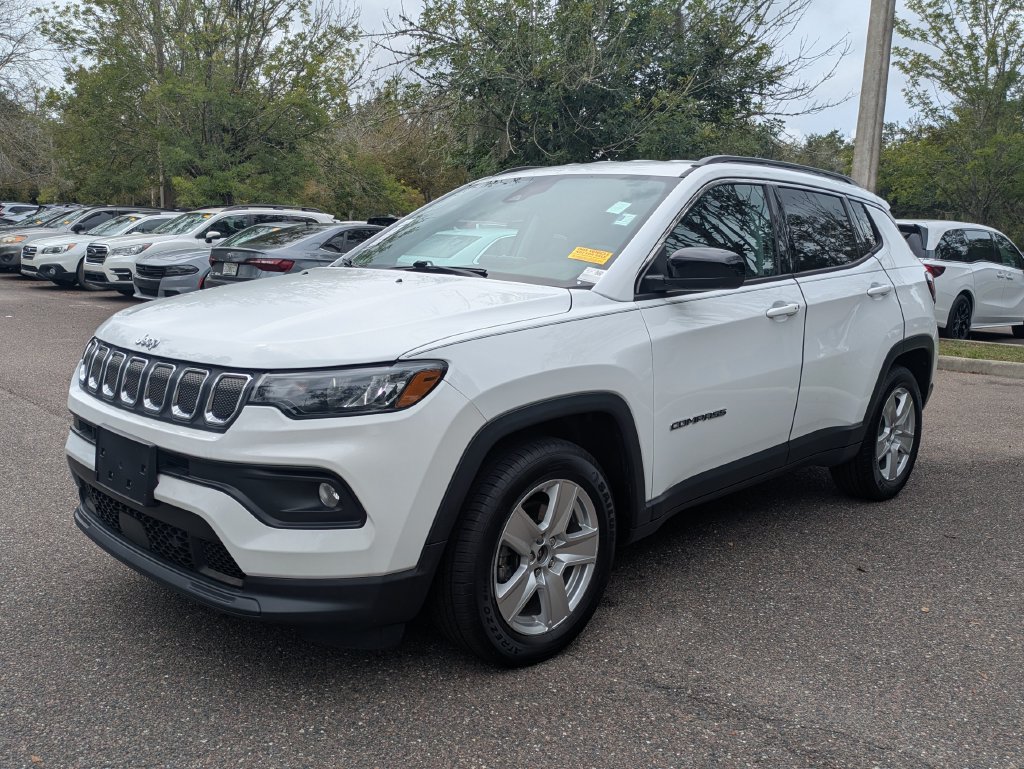 Used 2022 Jeep Compass Latitude FWD image 8