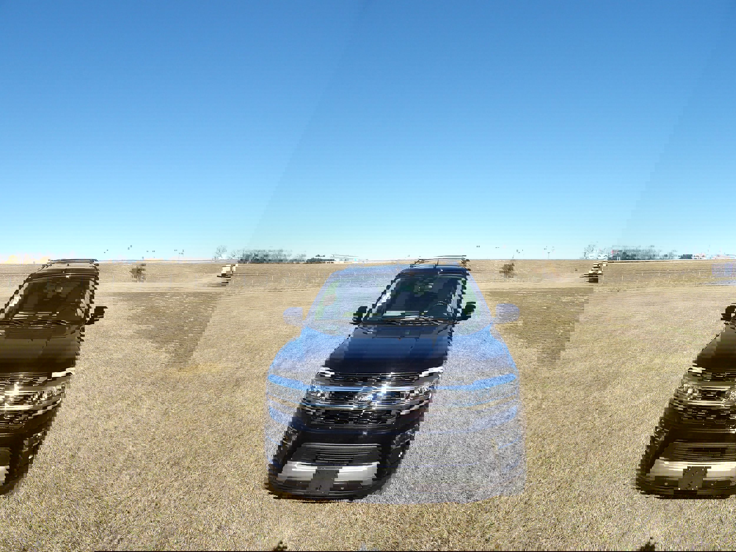 Used 2024 Ford Expedition Limited image 4