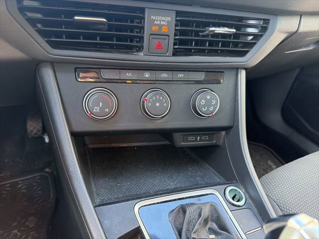 Used 2021 Volkswagen Jetta S w/ Driver Assistance Package image 12