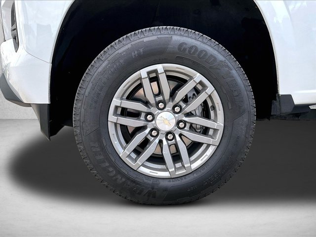 Used 2024 Chevrolet Colorado LT w/ LT Convenience Package II RWD image 10