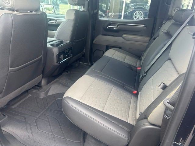Used 2023 Chevrolet Silverado 1500 ZR2 w/ Technology Package AWD/4WD image 11