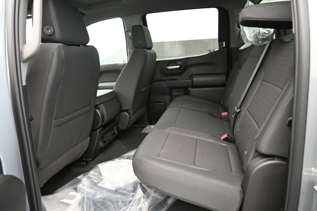 New 2026 Chevrolet Silverado 1500 Custom w/ Turbomax Blackout Package AWD/4WD image 12