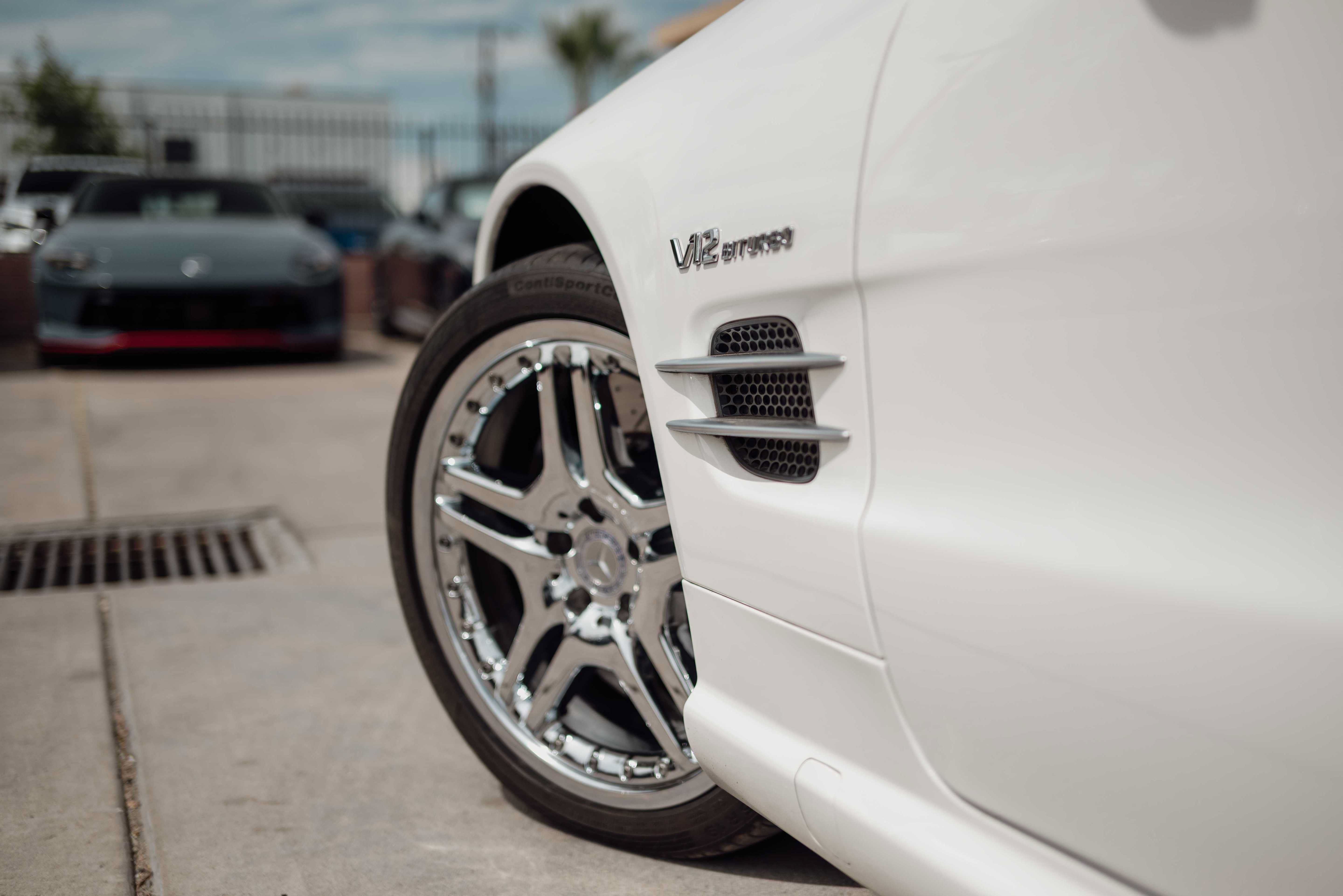 Used 2005 Mercedes-Benz SL 65 AMG image 7