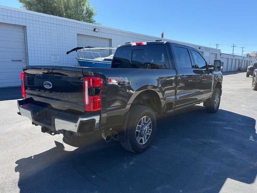 Used 2025 Ford F350 Lariat w/ Lariat Ultimate Package AWD/4WD image 2