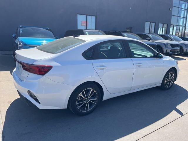 Used 2024 Kia Forte LXS w/ LXS Technology Package image 4