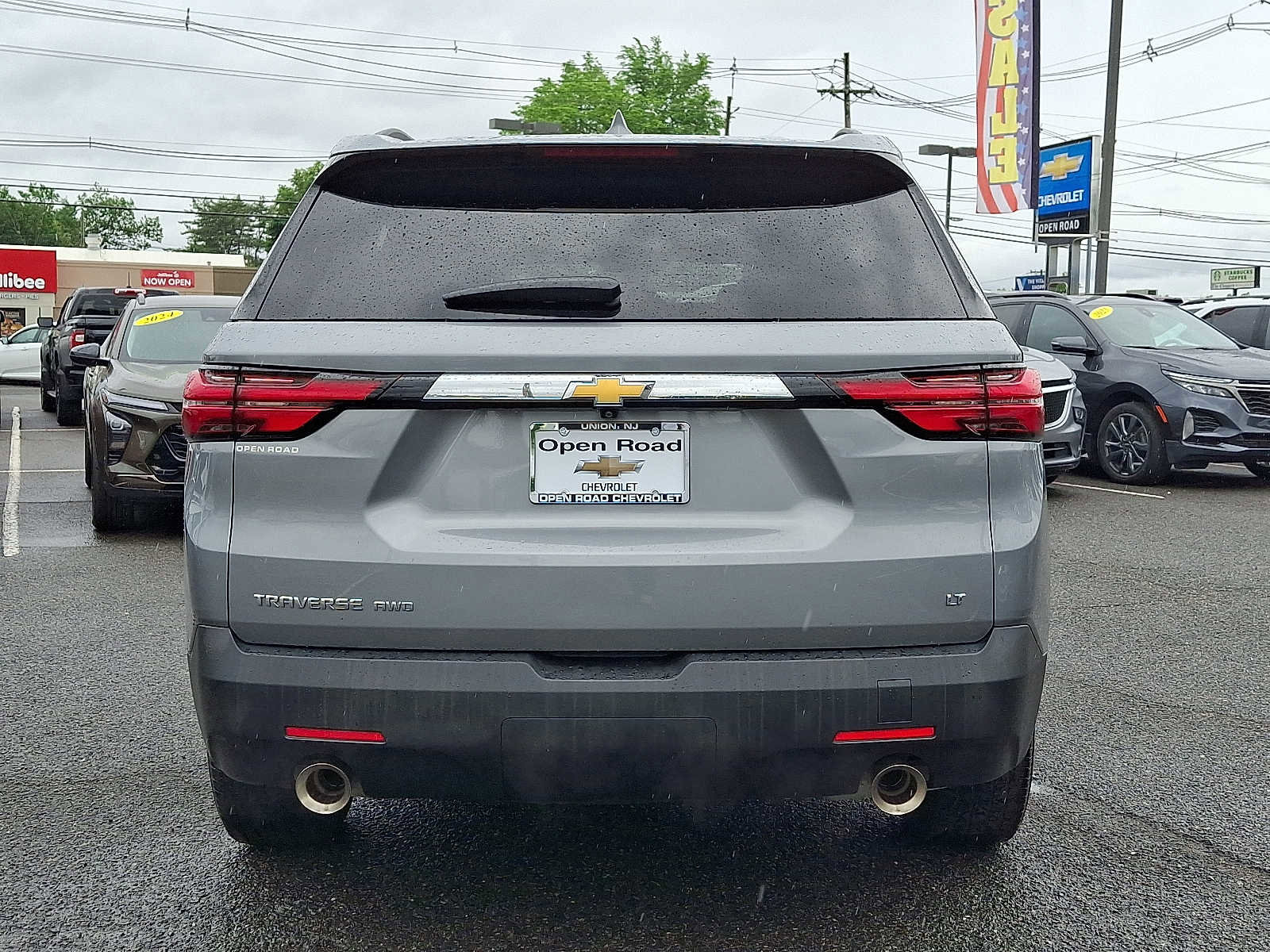 Used 2023 Chevrolet Traverse LT AWD/4WD image 6