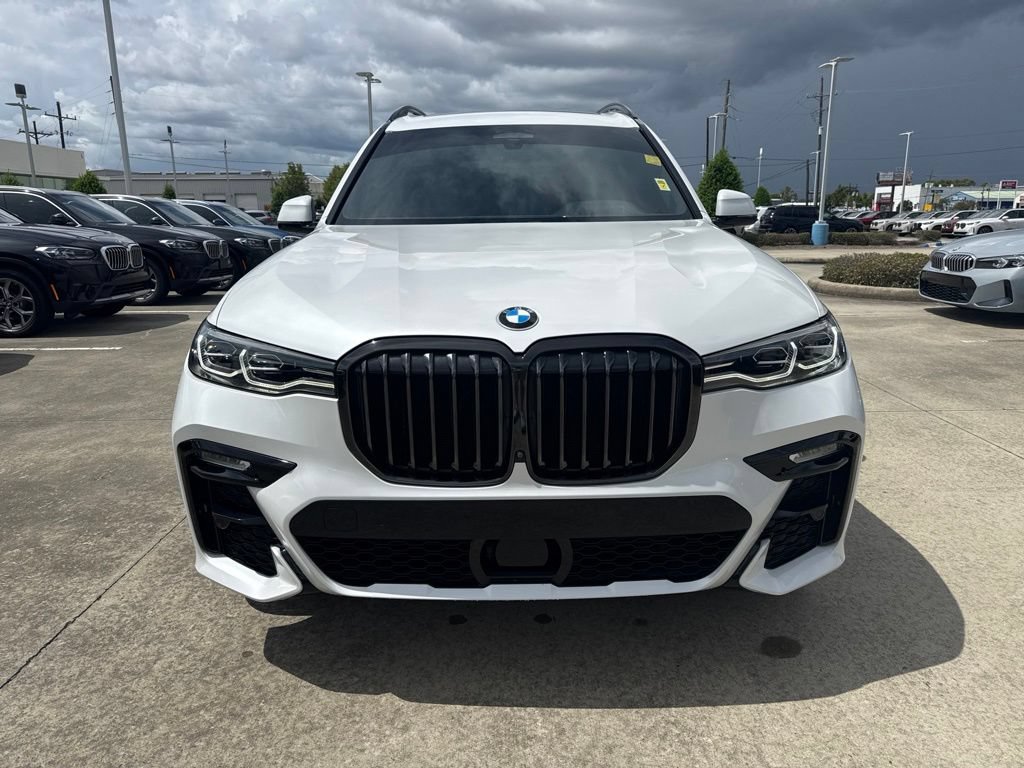 Certified 2022 BMW X7 xDrive40i w/ M Sport Package AWD/4WD image 8