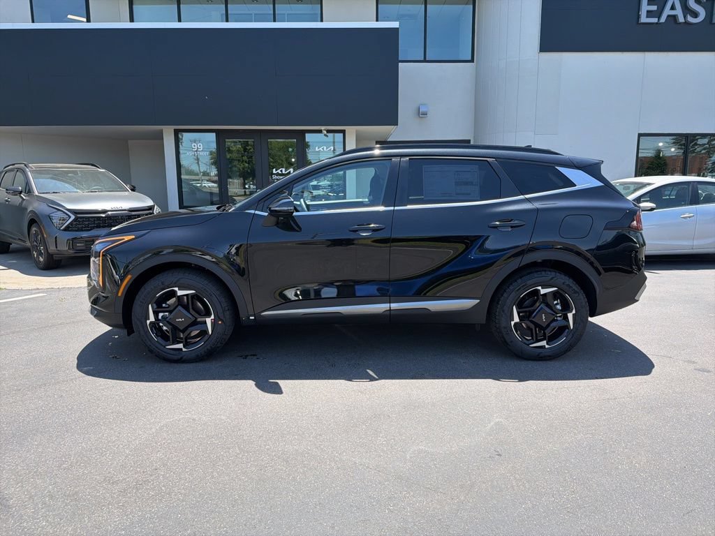 New 2026 Kia Sportage EX AWD/4WD image 2