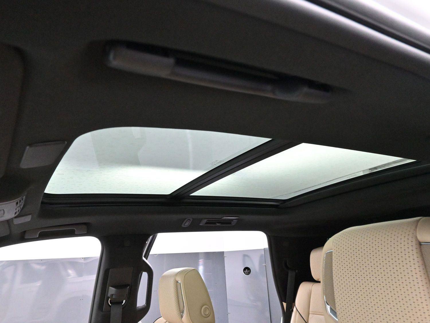 Certified 2024 Cadillac Escalade Premium Luxury w/ LPO, Floor Liner Package image 31