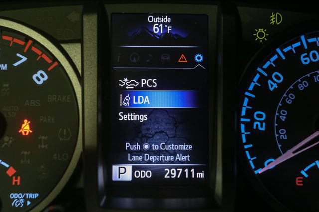 Used 2021 Toyota Tacoma TRD Sport w/ TRD Premium Sport Package AWD/4WD image 29