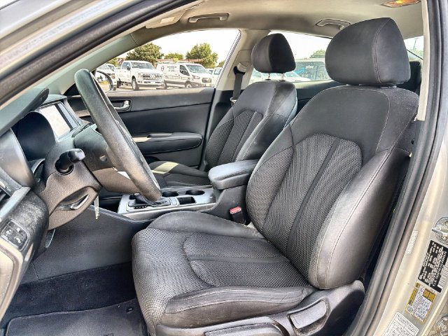 Used 2020 Kia Optima LX FWD image 11