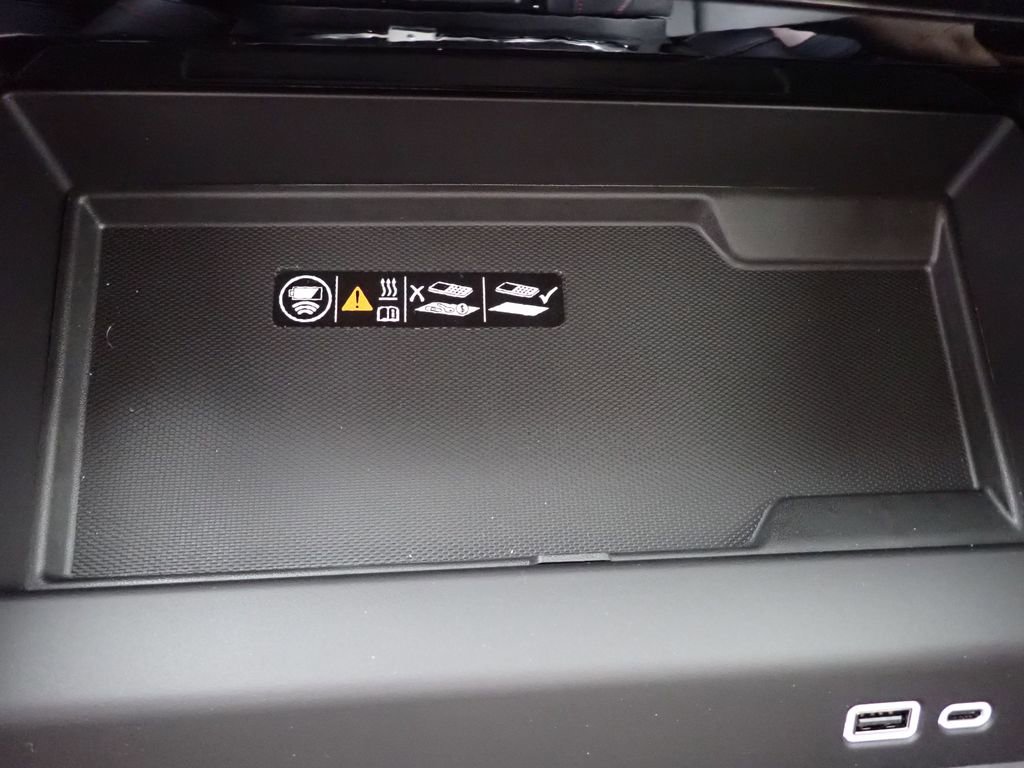 New 2026 Chevrolet Suburban RST w/ Advanced Technology Package image 11