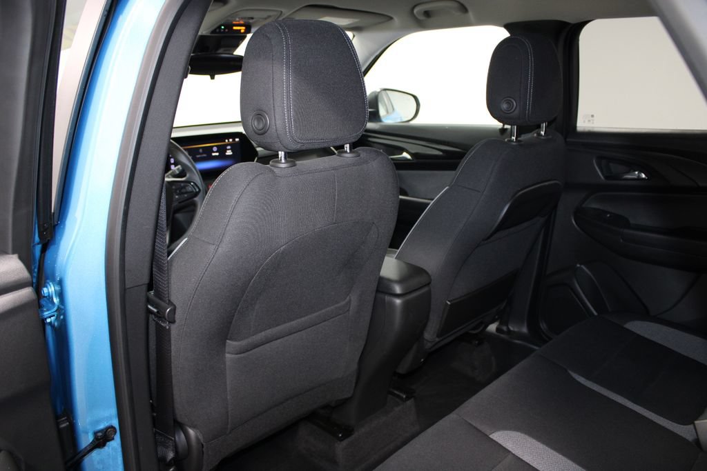 Used 2025 Chevrolet TrailBlazer LS w/ LS Convenience Package FWD image 23
