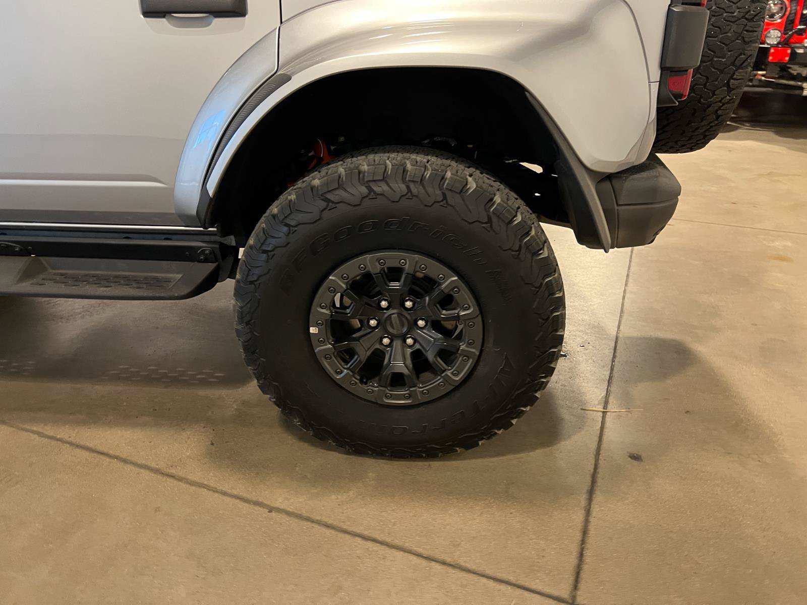 Used 2024 Ford Bronco Raptor w/ Interior Carbon Fiber Pack 6 AWD/4WD image 45
