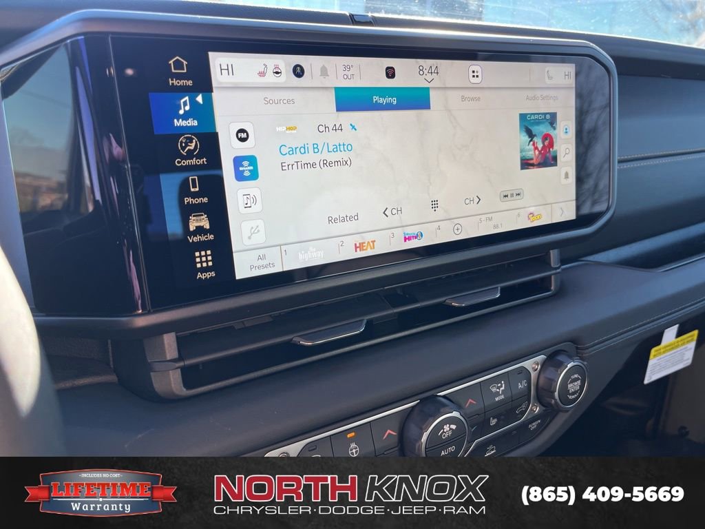 New 2026 Jeep Gladiator Sport AWD/4WD image 9