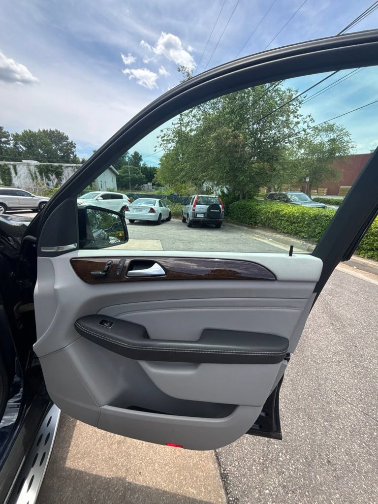 Used 2012 Mercedes-Benz ML 350 4MATIC image 22