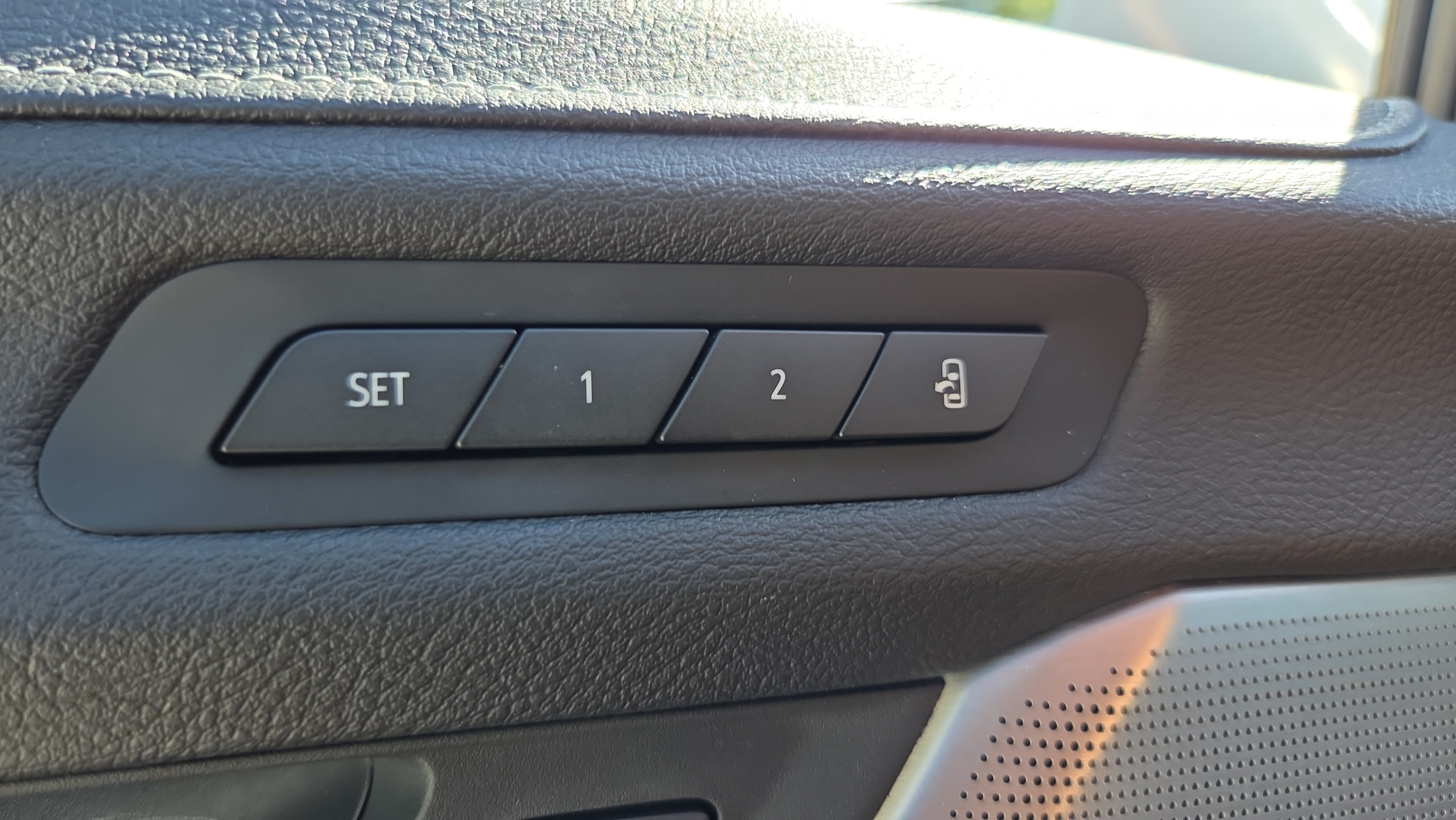 Used 2021 Cadillac CT4 Premium Luxury RWD image 30