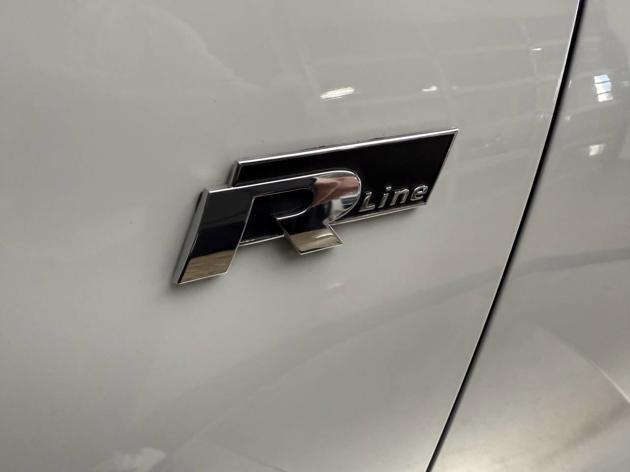 Used 2014 Volkswagen Touareg VR6 image 29