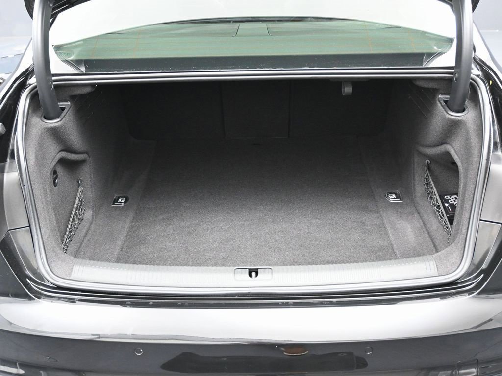 Used 2022 Audi A4 2.0T Premium Plus w/ Premium Plus Package image 16