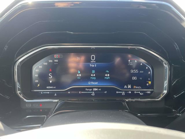 Used 2025 Chevrolet Silverado 2500 LT image 35