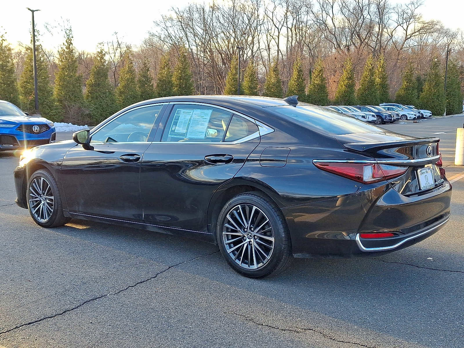 Used 2023 Lexus ES 250 w/ Premium Package image 4