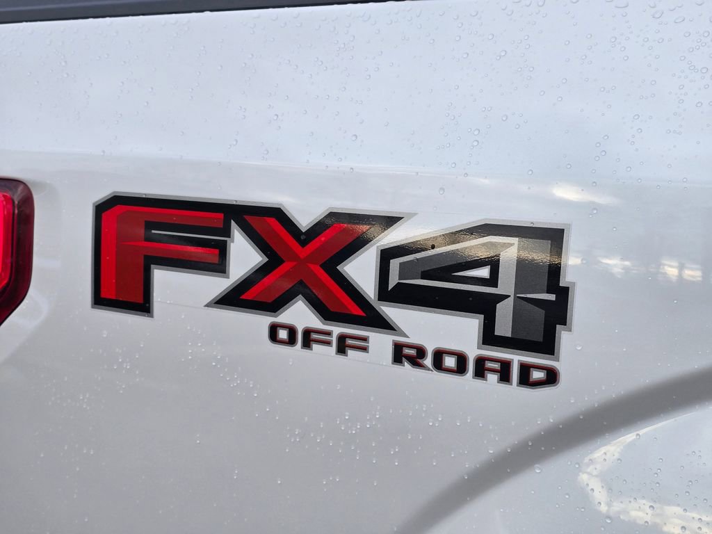 Used 2019 Ford F150 Lariat w/ Equipment Group 502A Luxury AWD/4WD image 14