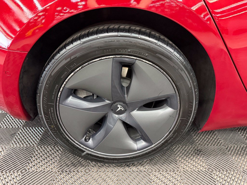 Used 2019 Tesla Model 3 Standard Range RWD image 19