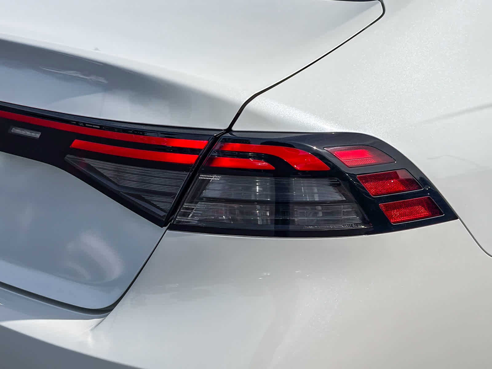 Used 2023 Honda Accord LX image 8