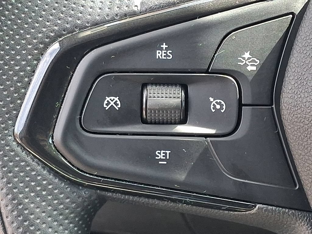Certified 2024 Chevrolet Trax LS FWD image 21
