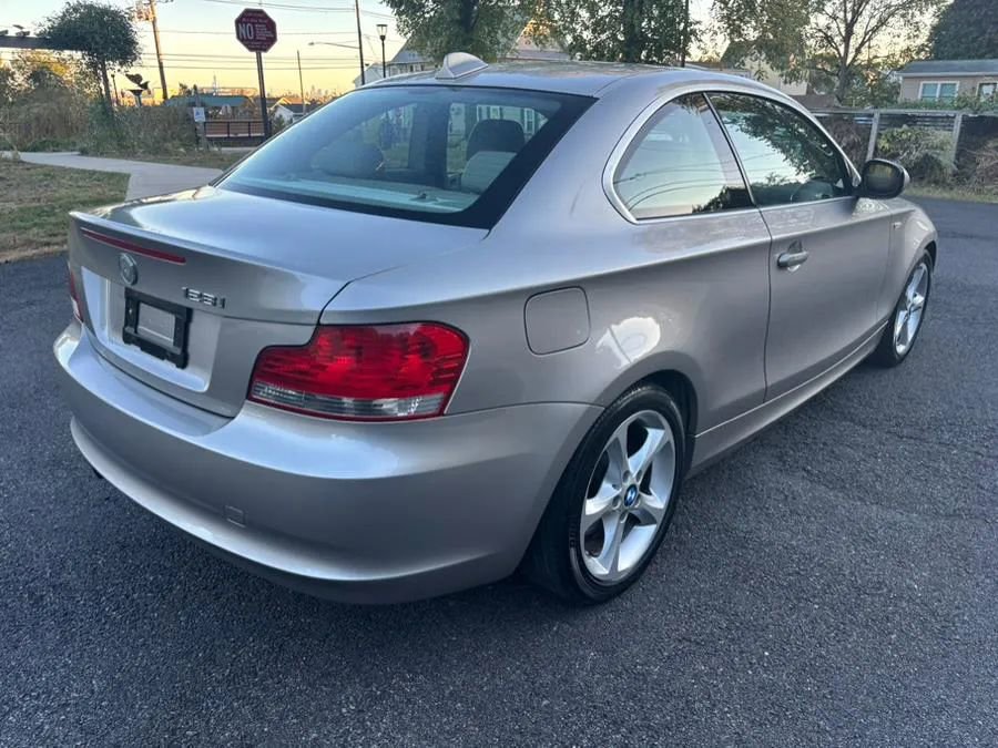 Used 2010 BMW 128i Coupe image 8