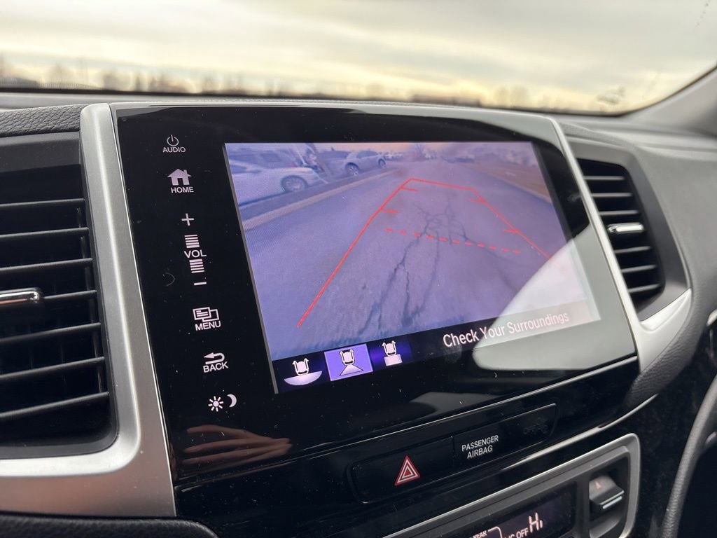 Used 2017 Honda Pilot Touring image 24