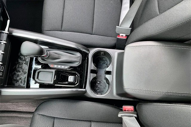 New 2026 GMC Canyon Elevation w/ Convenience Package image 8